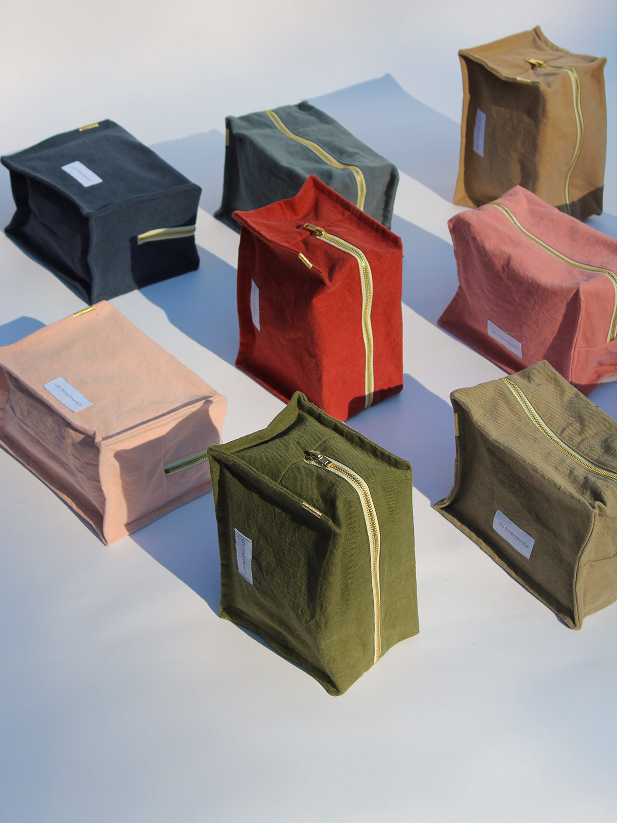 Trousse de toilette cube vert tilleul en épaisse toile de coton bio