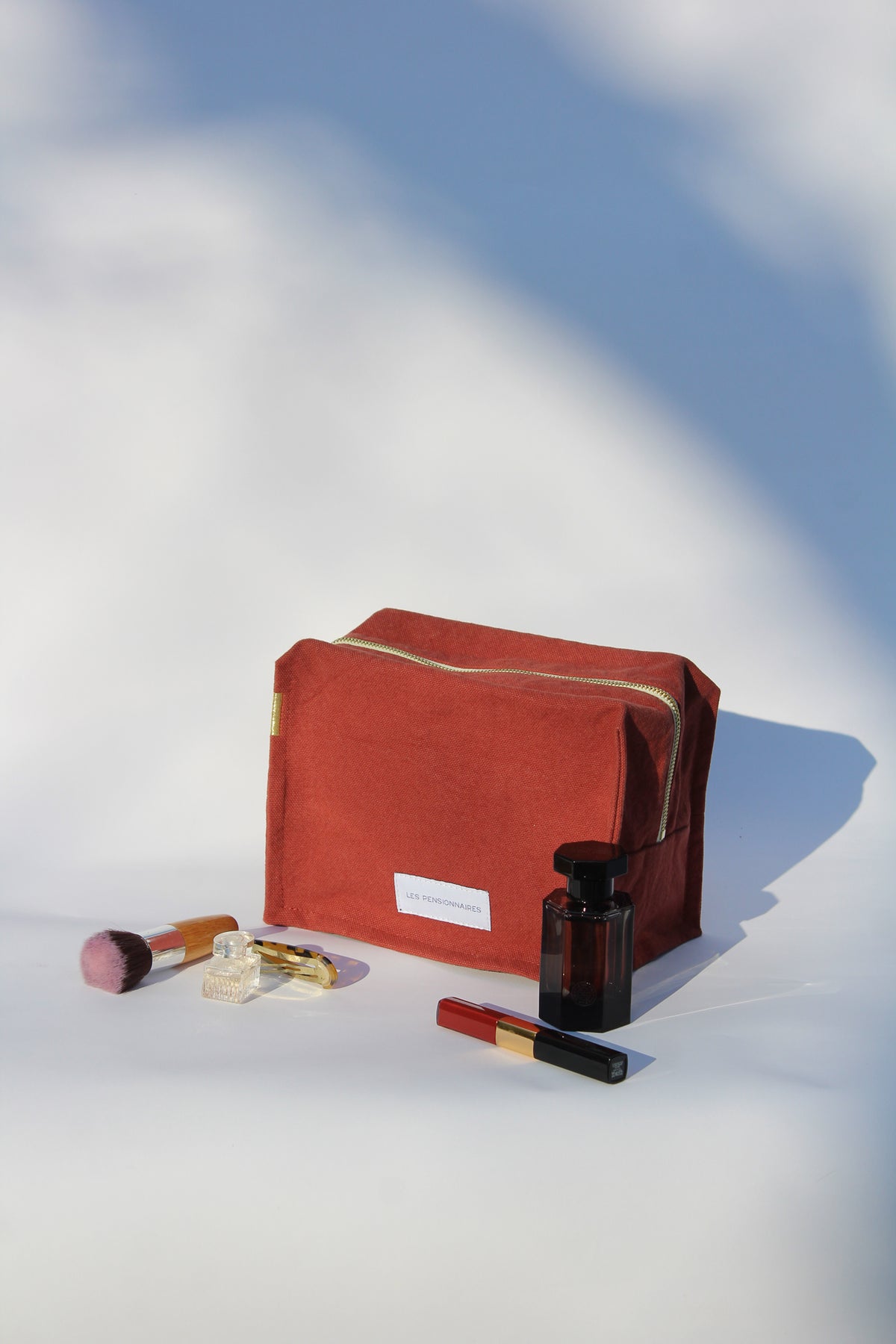 Trousse-de-toilette-Cube-rouge-coton-bio-les-pensionnaires-33