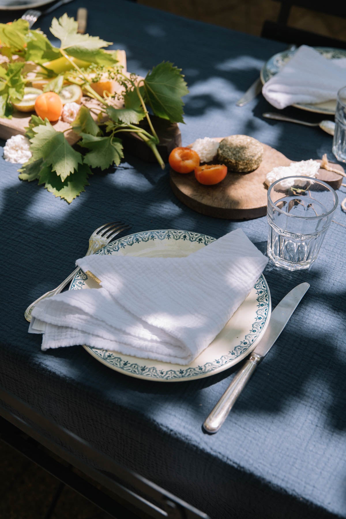 serviettes-de-table-en-double-gaze-de-coton-blanche-1_3