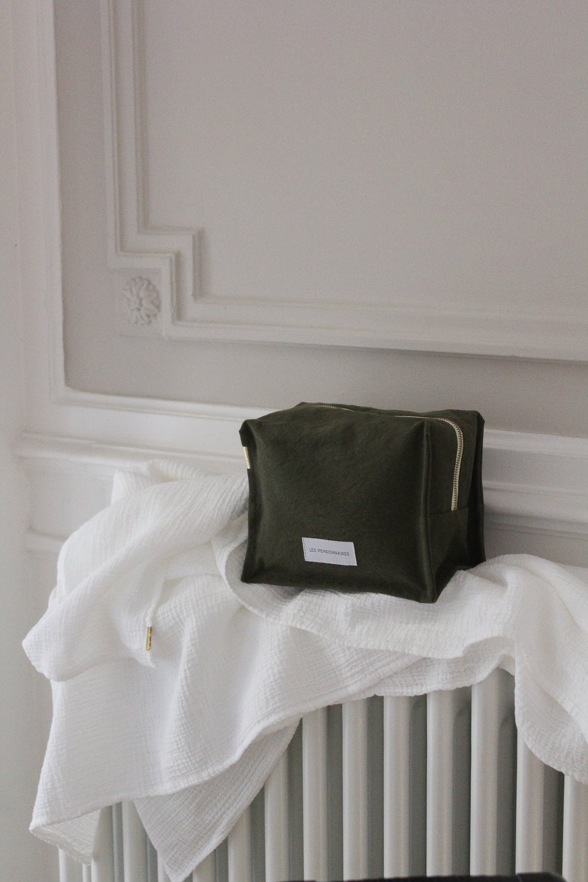 Trousse-de-toilette-cube-verte-en-coton-bio-les-pensionnaires-013